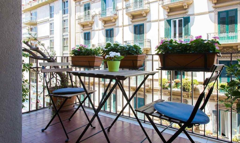 Zammu Hotell Palermo Exteriör bild