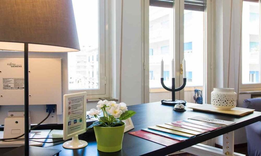 Zammu Hotell Palermo Exteriör bild